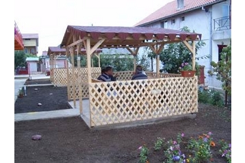 Románia Privát 2 Mai, Exteriőr